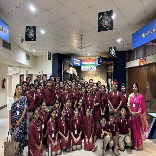 Class 9 visits the Nehru Planetarium for a National Space Day celebration