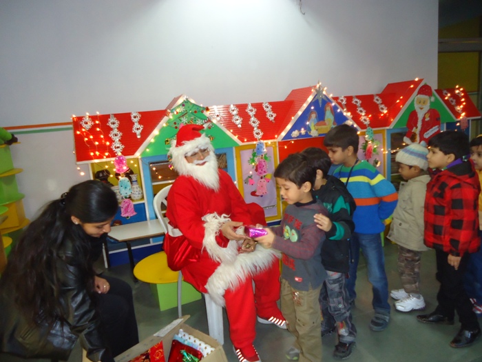 Christmas Celebration by Pre Primaries