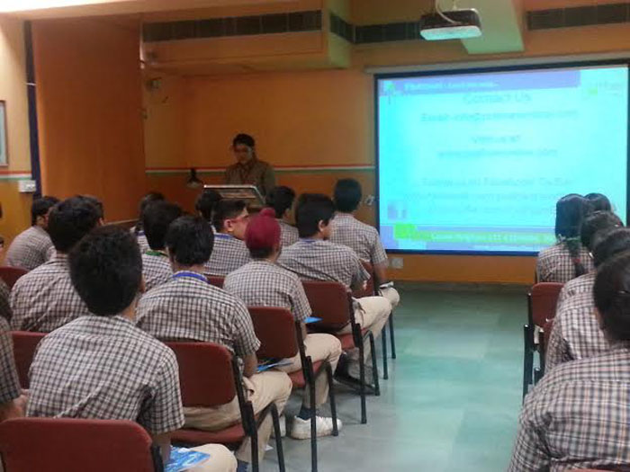 Career Week, 2014: Changes at Delhi University and other competitive examinations by Pratham