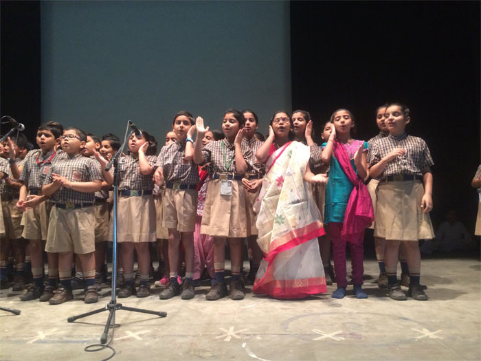 Special New Year's Assembly by class V-A. 