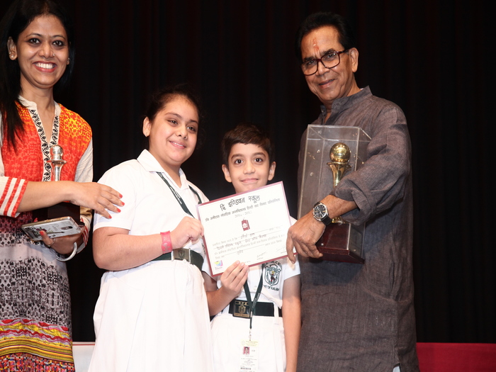 Dr. Amidas Goradia Debate in Hindi- 2016 for classes 4 and 5.