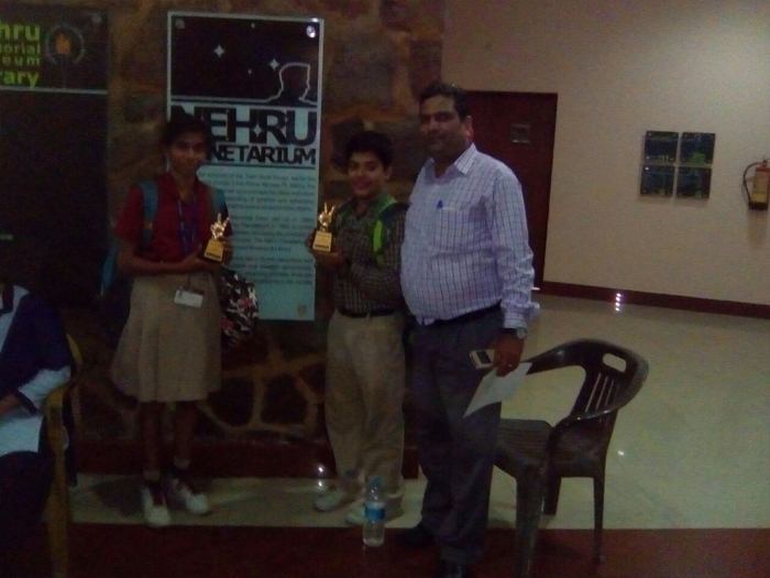 Honours at Astronomy Quiz at Nehru Planetarium