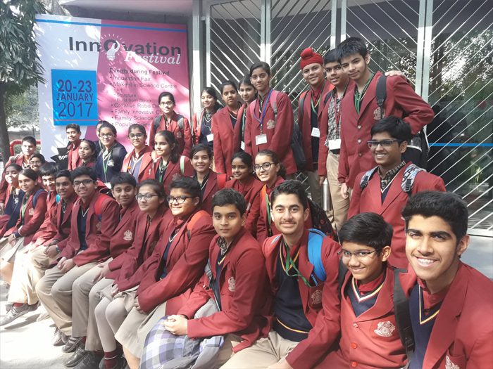 Lecture- demo on Popular Science at the National Science Centre, class 9.