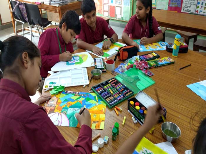 Paryatan Parv activities