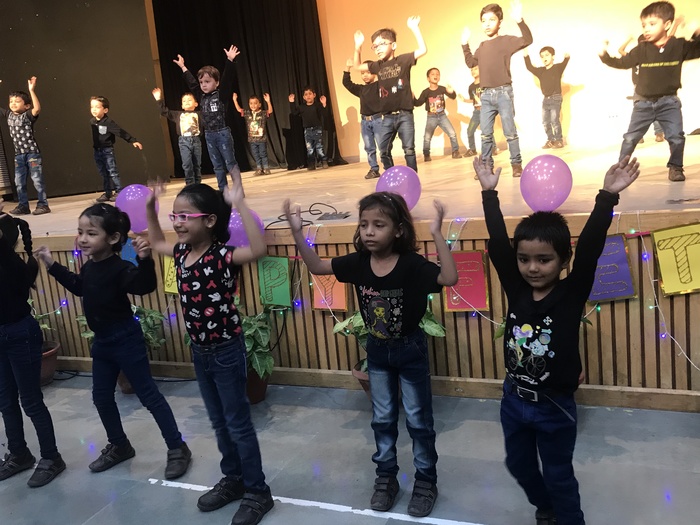 English recitation presentation by Pre school
