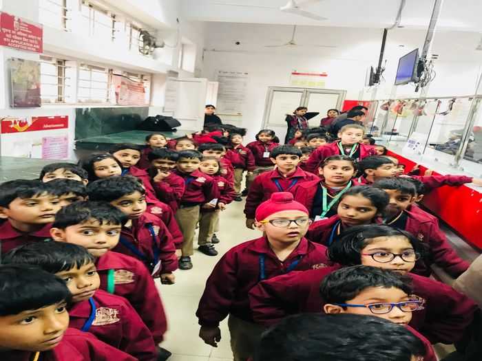 Excursion to the Post Office for class 1
