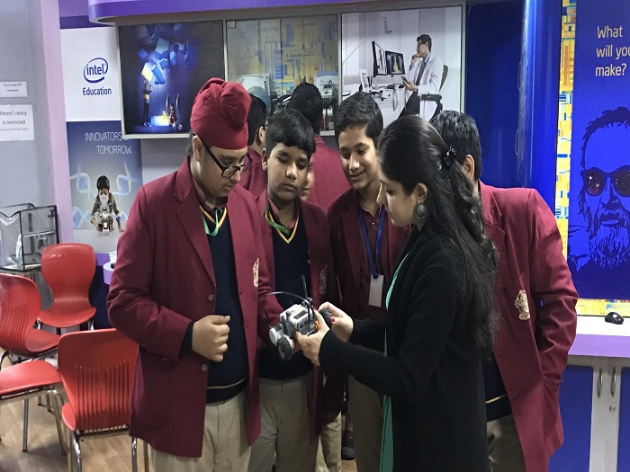 Workshop on Robotics for middle school