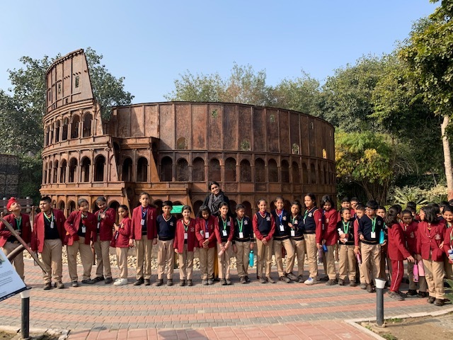 Excursion to Waste to Wonder Park for class 4
